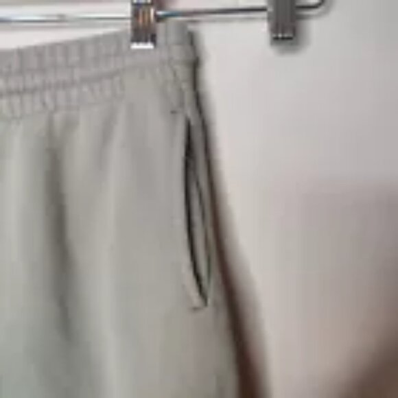 Aritzia ,Tna Cozy AF Fleece Sweatpants Joggers Size M Aritzia Olive Athleisure - Picture 3 of 3